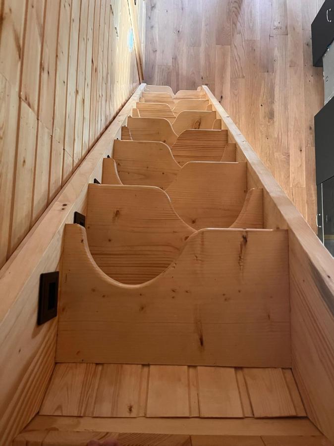 Moodysun Studio, Remote Tiny Home Comarnic Eksteriør bilde