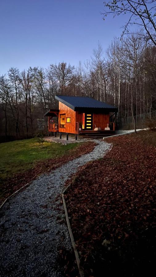 Moodysun Studio, Remote Tiny Home Comarnic Eksteriør bilde