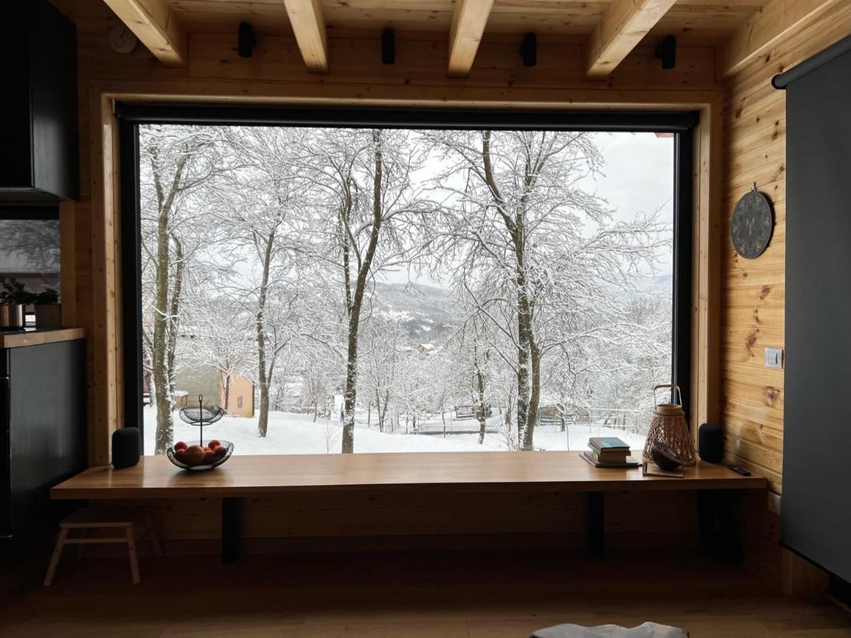Moodysun Studio, Remote Tiny Home Comarnic Eksteriør bilde