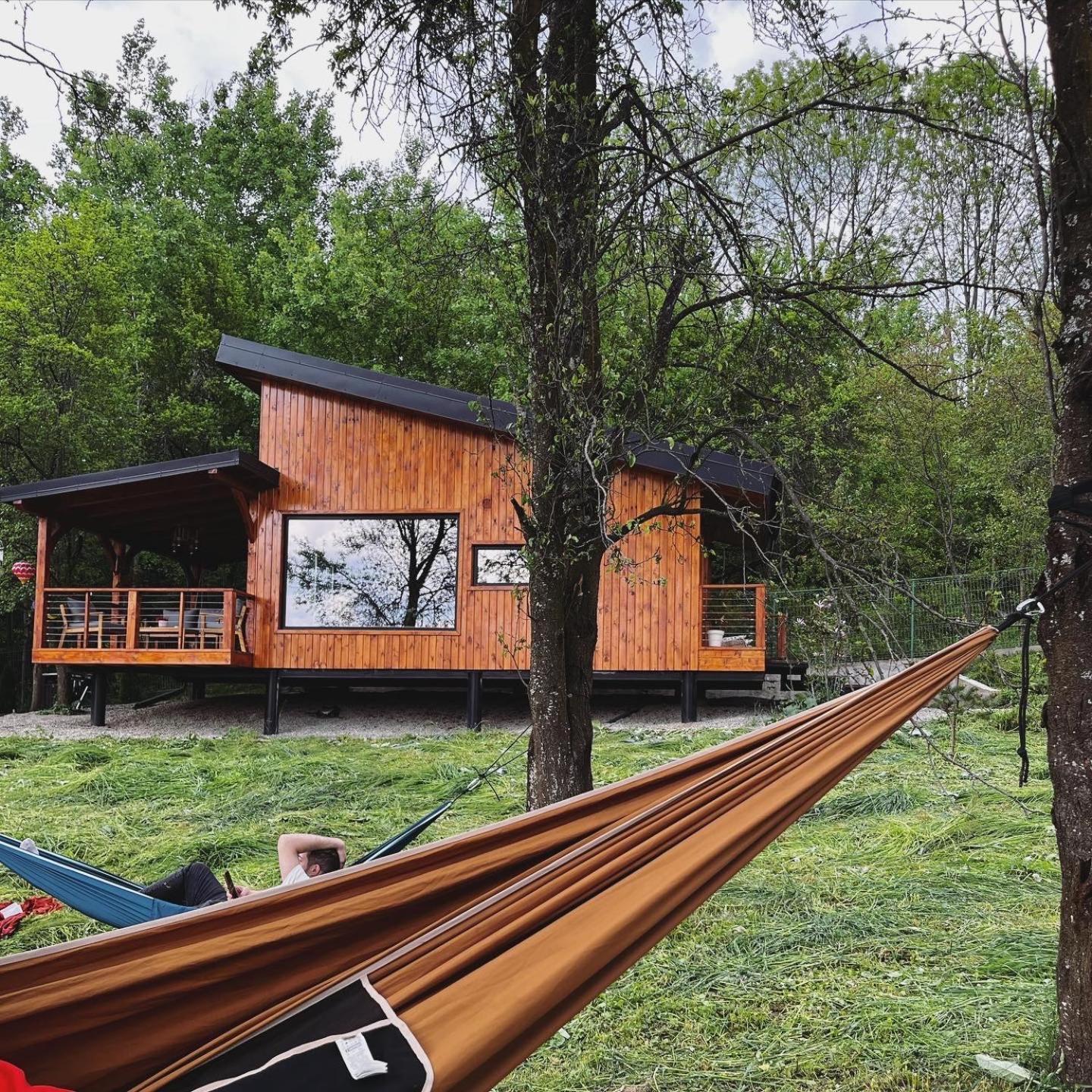 Moodysun Studio, Remote Tiny Home Comarnic Eksteriør bilde